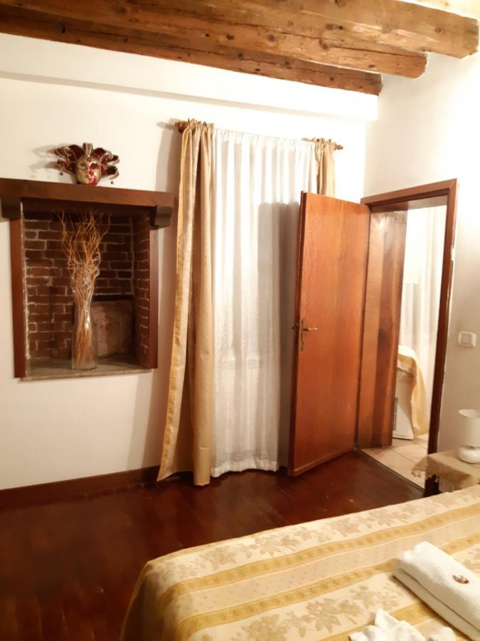 Rialto Laura Apartment
